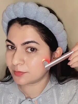 Red Light Therapy Device